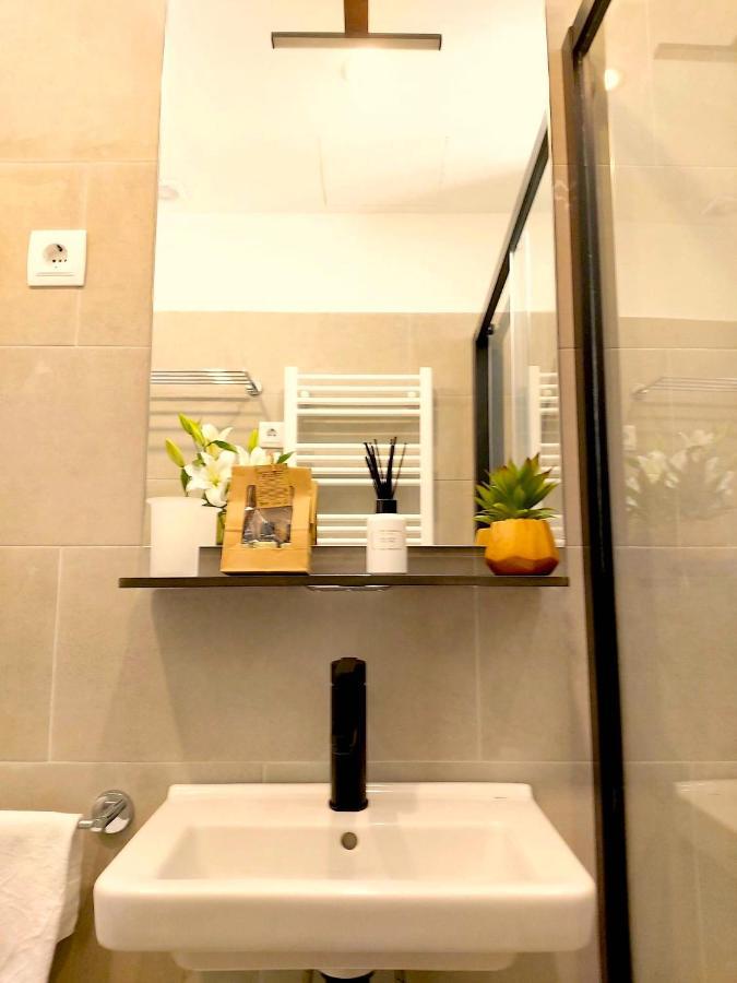 Apartamento Nuevo Y Reformado Al Lado De La Gran Via Madrilena Exteriér fotografie